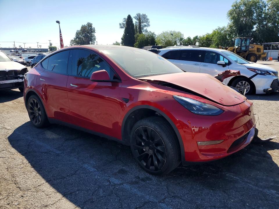 46674996 :رقم المزاد ، 7SAYGDEE7PF957928 vin ، 2023 Tesla Model Y مزاد بيع