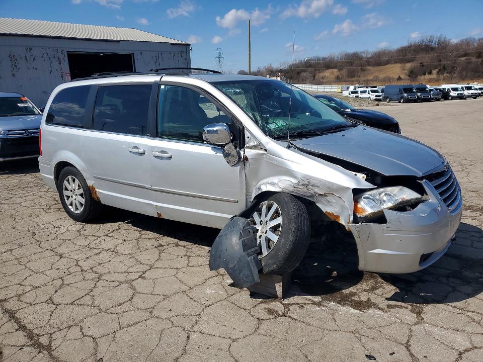 Продажа на аукционе авто 2010 Chrysler Town & Country, vin: 2A4RR5D15AR138552, номер лота: 47710756