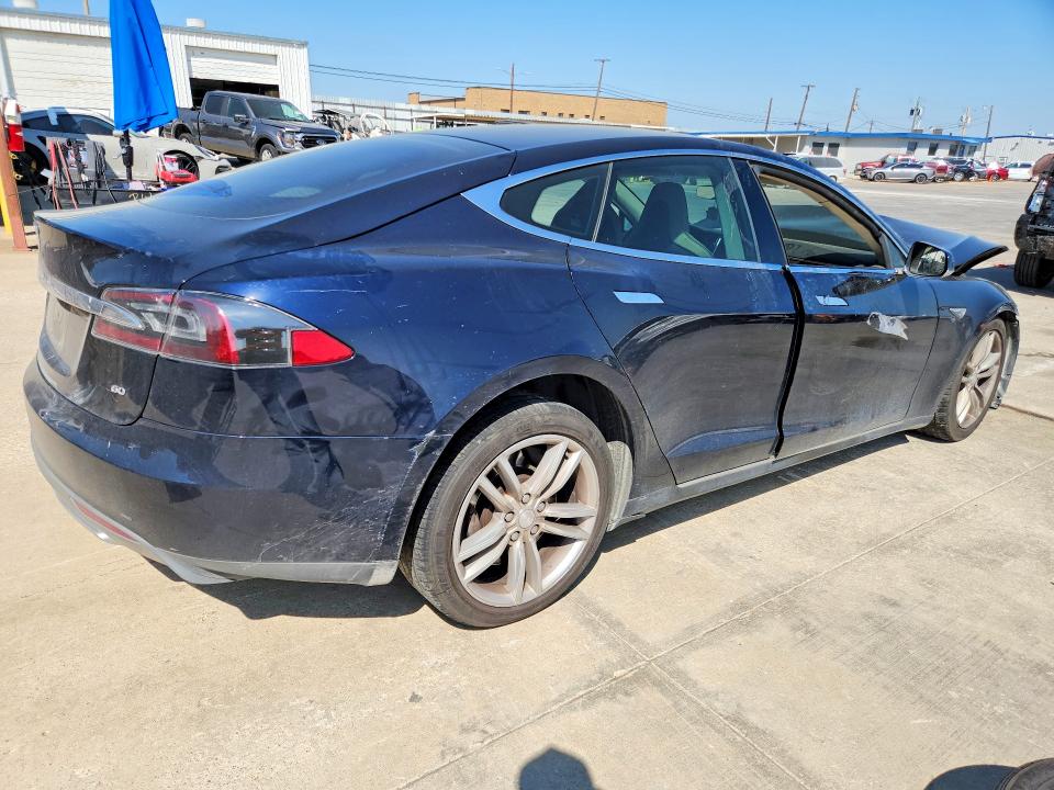 Продажа на аукционе авто 2013 Tesla Model S, vin: 5YJSA1CG8DFP21789, номер лота: 47264786