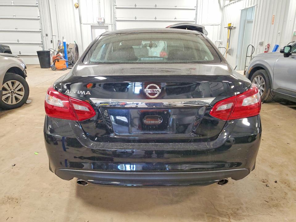 2018 Nissan Altima მანქანა იყიდება აუქციონზე, vin: 1N4AL3AP4JC473270, აუქციონის ნომერი: 78726545