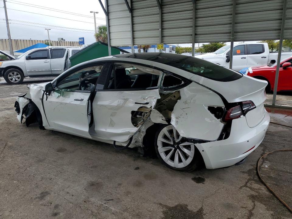 Продажа на аукционе авто 2022 Tesla Model 3, vin: 5YJ3E1EA6NF242550, номер лота: 46554946