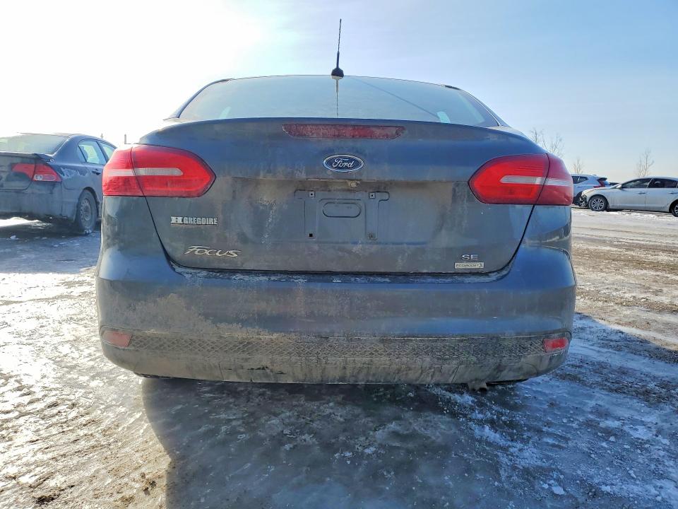 78072165 :رقم المزاد ، 1FADP3FE2JL253652 vin ، 2018 Ford Focus مزاد بيع