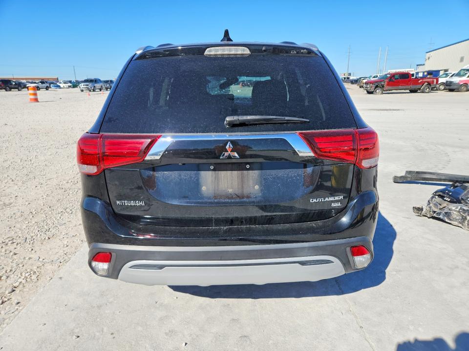 Продаж на аукціоні авто 2019 Mitsubishi Outlander, vin: JA4AD3A33KJ001251, номер лоту: 45832516