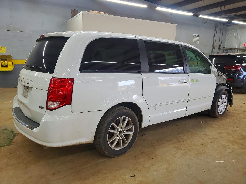 2015 Dodge Grand Caravan მანქანა იყიდება აუქციონზე, vin: 2C4RDGBG0FR599379, აუქციონის ნომერი: 46541536