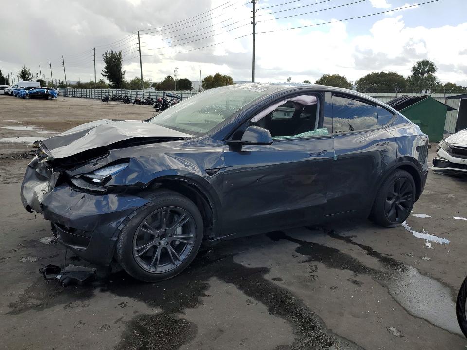 Aukcja sprzedaży 2024 Tesla Model Y, vin: 7SAYGDED0RA329636, numer aukcji: 46037556