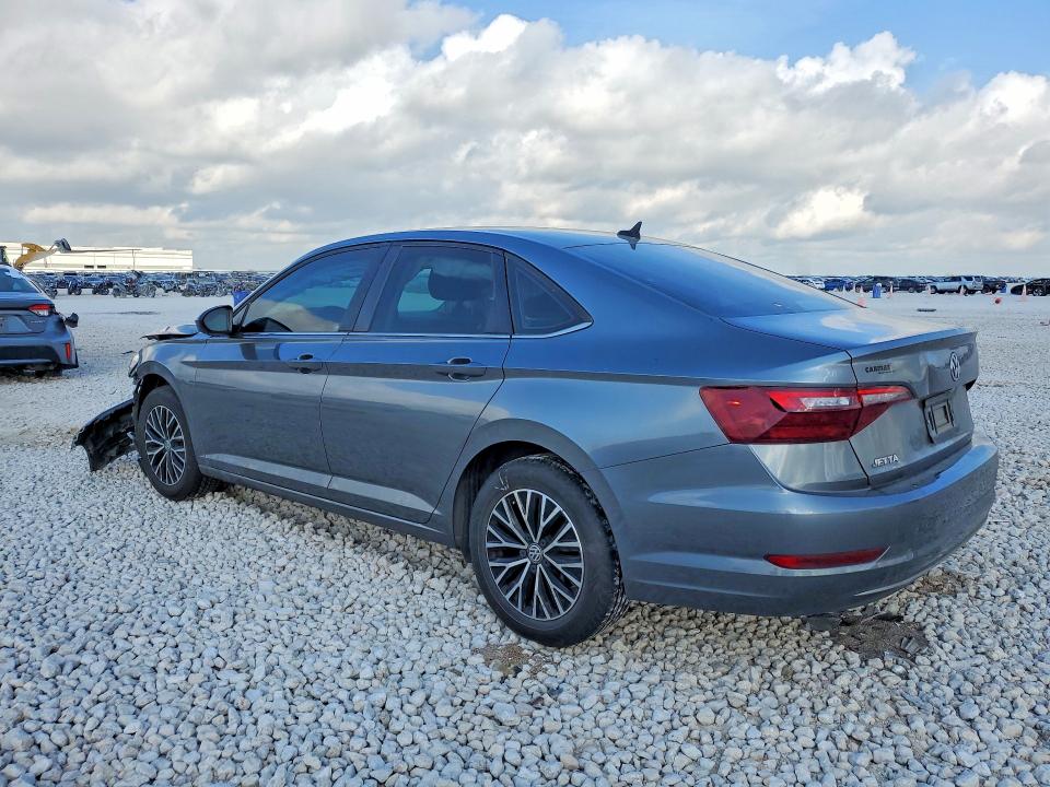 48218136 :رقم المزاد ، 3VWN57BU3MM023045 vin ، 2021 Volkswagen Jetta مزاد بيع