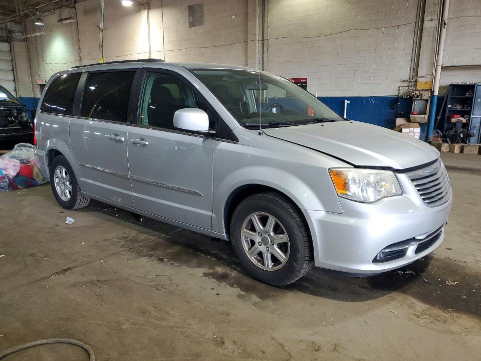 48237796 :رقم المزاد ، 2A4RR5DG4BR604459 vin ، 2011 Chrysler Town & Country مزاد بيع