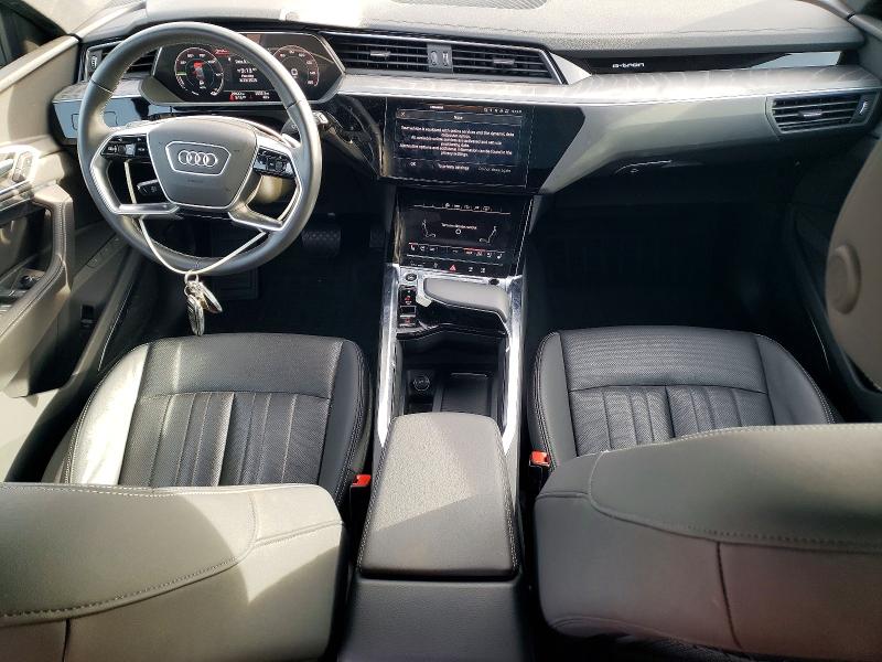 Aukcja sprzedaży 2022 Audi E-tron, vin: WA1LAAGE2NB014103, numer aukcji: 47213456