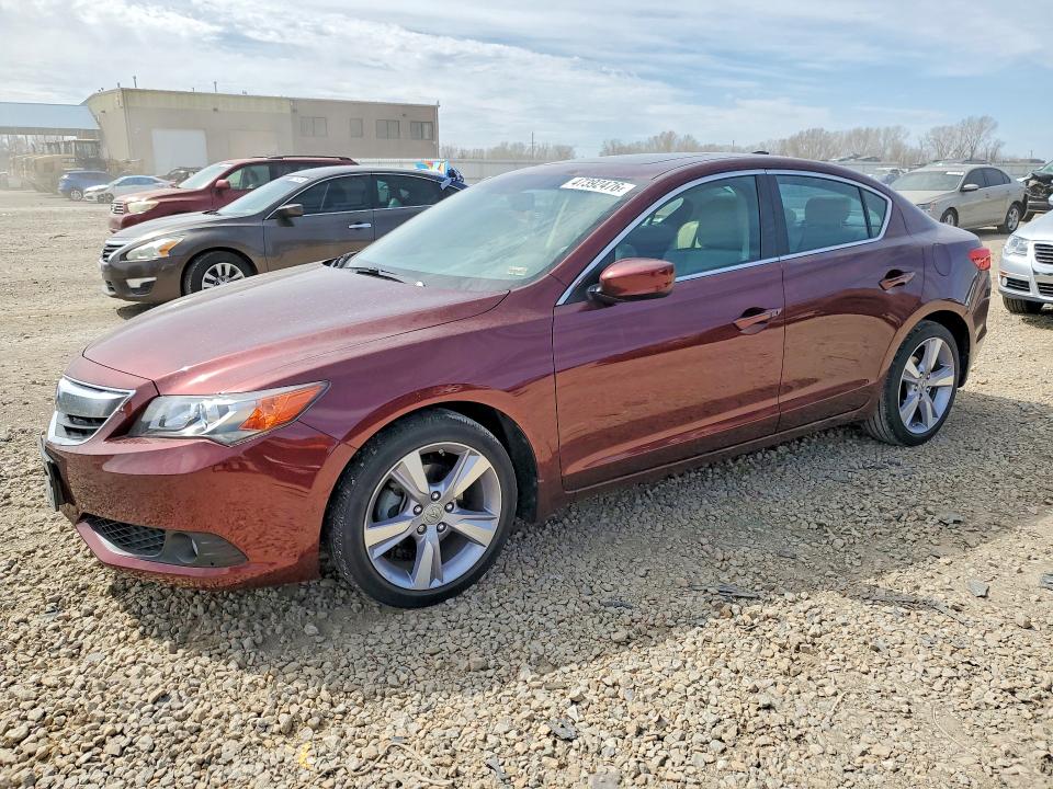 47392476 :رقم المزاد ، 19VDE1F57DE005083 vin ، 2013 Acura Ilx مزاد بيع