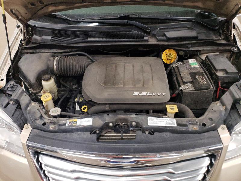 2015 Chrysler Town & Country მანქანა იყიდება აუქციონზე, vin: 2C4RC1CG5FR583788, აუქციონის ნომერი: 78167345
