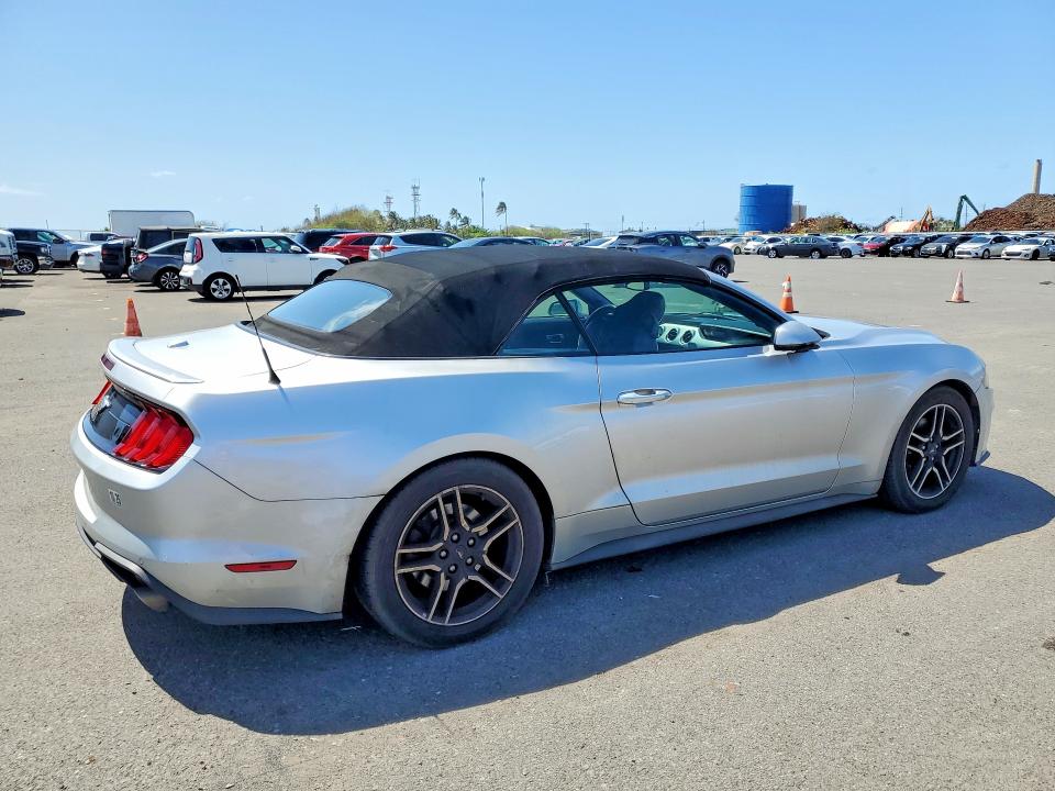 46947776 :رقم المزاد ، 1FATP8UH4J5105822 vin ، 2018 Ford Mustang مزاد بيع