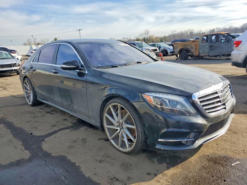 47406286 :رقم المزاد ، WDDUG8CB0FA093393 vin ، 2015 Mercedes-benz S مزاد بيع