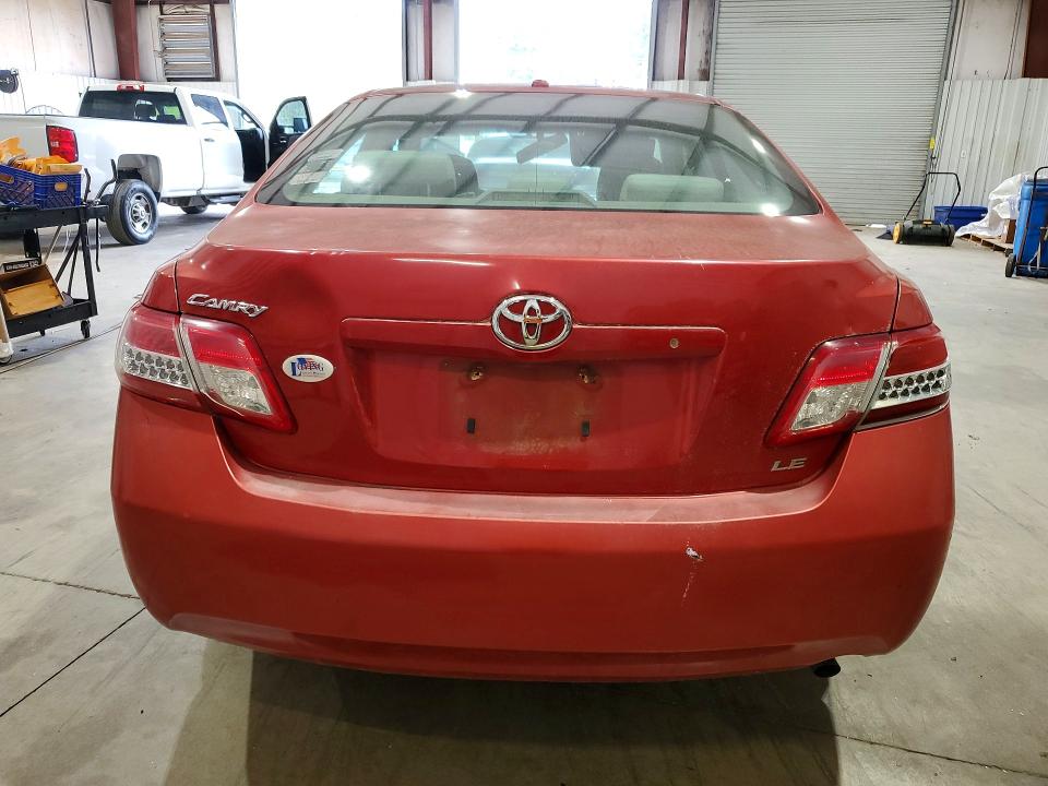 2011 Toyota Camry მანქანა იყიდება აუქციონზე, vin: 4T1BF3EK8BU141635, აუქციონის ნომერი: 47573026