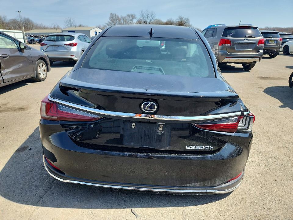 2022 Lexus Es 300h მანქანა იყიდება აუქციონზე, vin: 58ADA1C19NU015271, აუქციონის ნომერი: 47794066