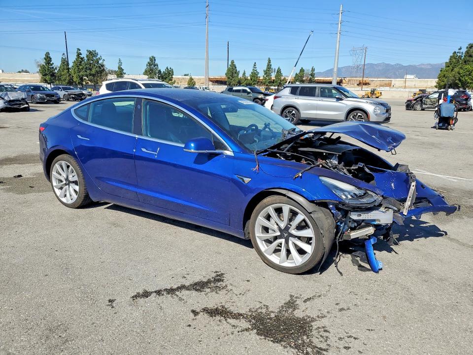 Продажа на аукционе авто 2020 Tesla Model 3, vin: 5YJ3E1EA0LF661331, номер лота: 46226876