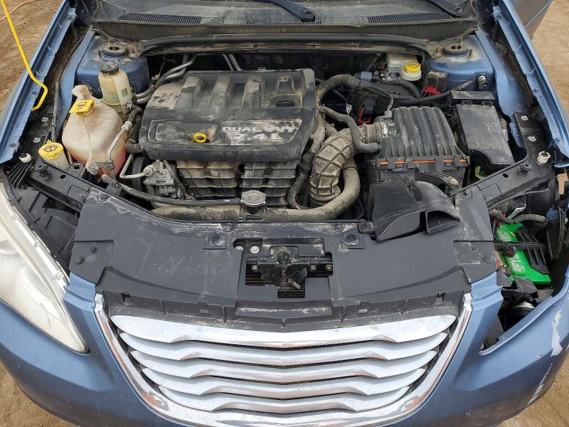 79863245 :رقم المزاد ، 1C3BC4FB8BN538424 vin ، 2011 Chrysler 200 مزاد بيع