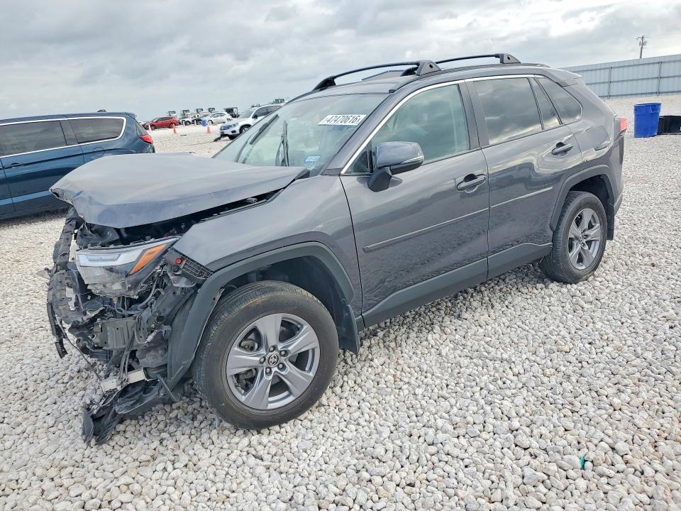 2022 Toyota Rav4 მანქანა იყიდება აუქციონზე, vin: 2T3P1RFV4NC267276, აუქციონის ნომერი: 47470616