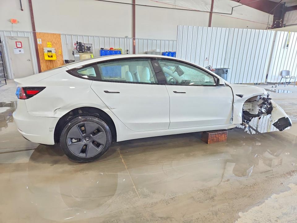 Продажа на аукционе авто 2023 Tesla Model 3, vin: 5YJ3E1EA1PF421906, номер лота: 46138176