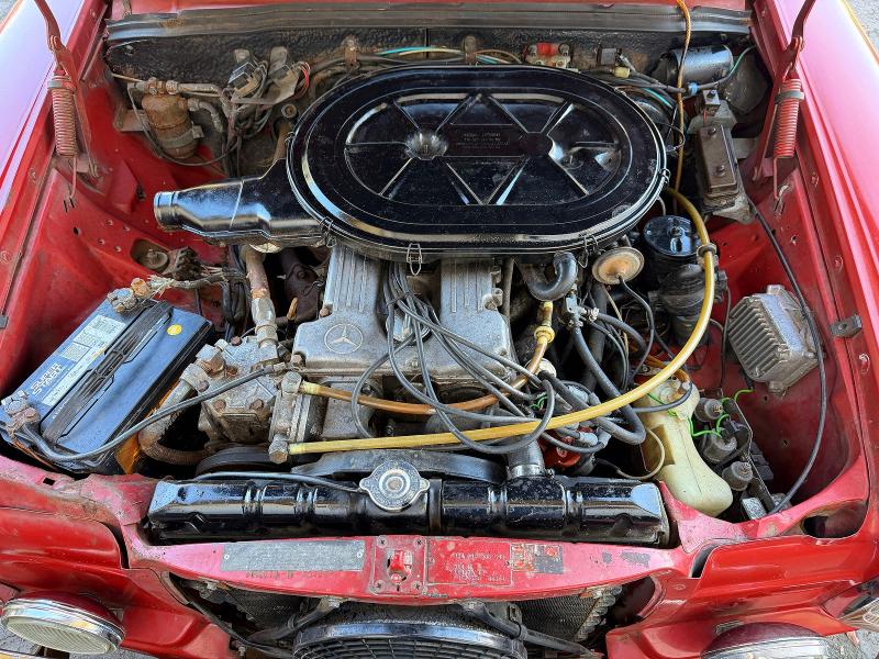 47663656 :رقم المزاد ، 11407312002490 vin ، 1973 Mercedes-benz 280c مزاد بيع