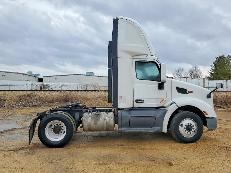 Aukcja sprzedaży 2016 Peterbilt 579, vin: 1XPBA48X7GD361676, numer aukcji: 77517335