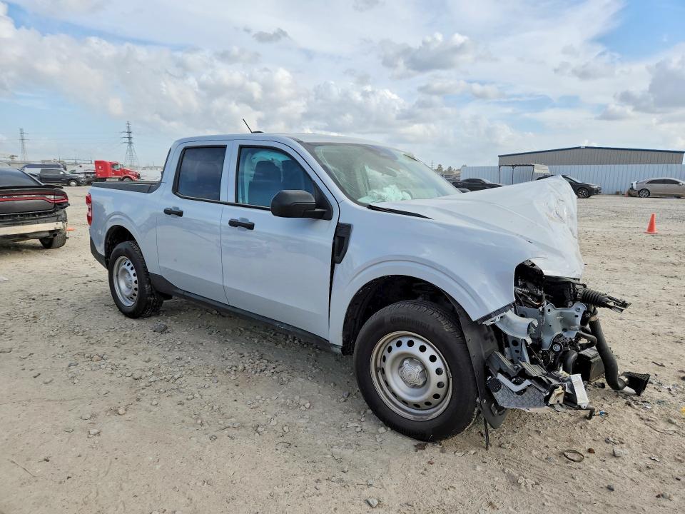 46941606 :رقم المزاد ، 3FTTW8BA6SRB52464 vin ، 2025 Ford Maverick مزاد بيع
