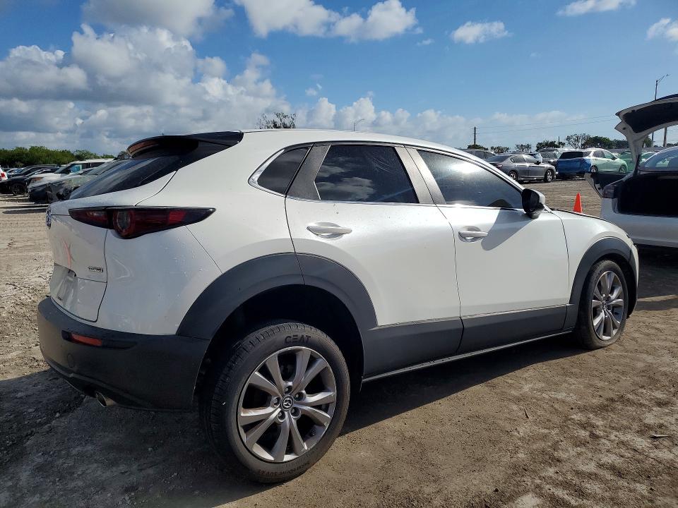41994006 :رقم المزاد ، 3MVDMABLXMM262208 vin ، 2021 Mazda Cx-30 مزاد بيع
