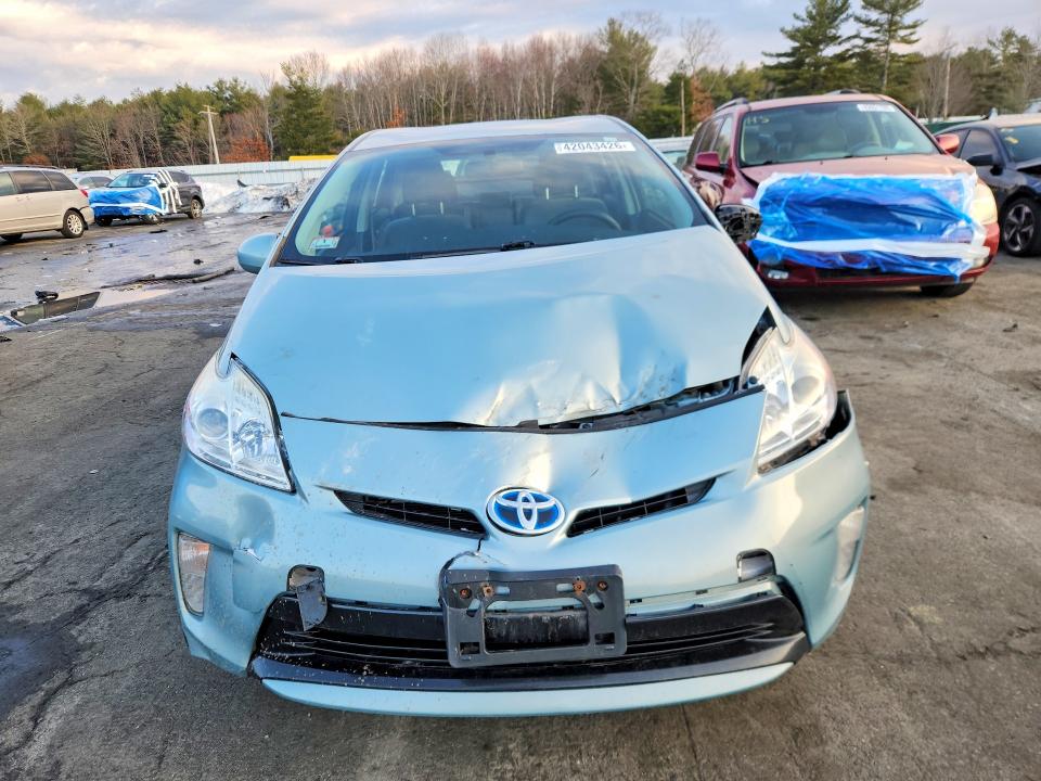 42043426 :رقم المزاد ، JTDKN3DU9F1995888 vin ، 2015 Toyota Prius مزاد بيع
