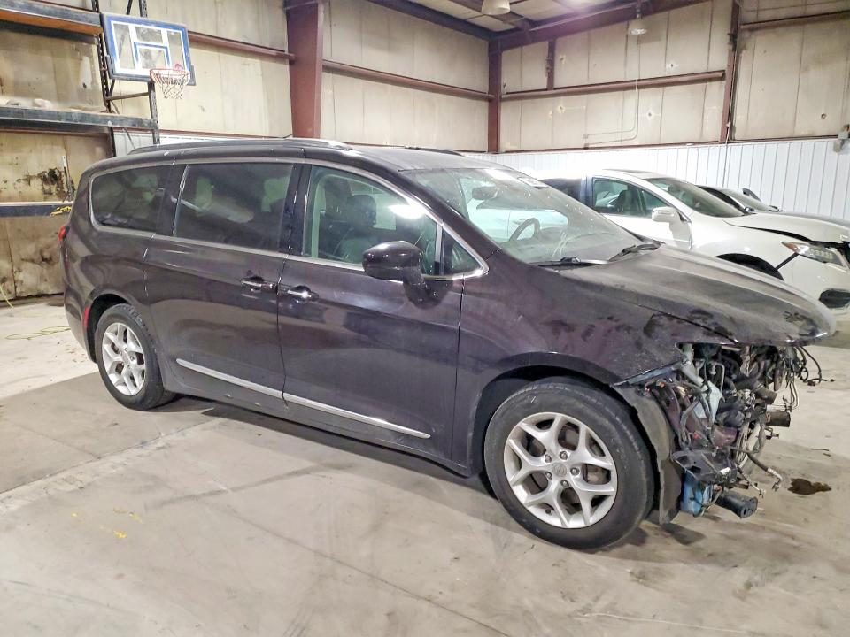 79095755 :رقم المزاد ، 2C4RC1EG1HR628046 vin ، 2017 Chrysler Pacifica مزاد بيع