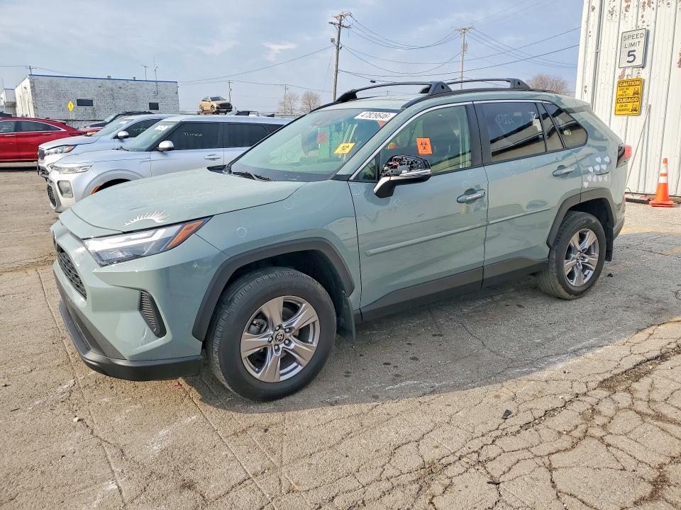Auction sale of the 2023 Toyota Rav4, vin: JTMP1RFV9PJ040553, lot number: 47829646