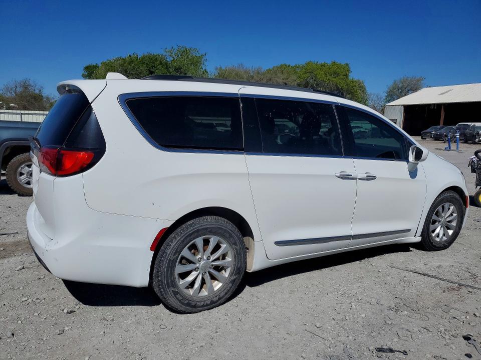 Продажа на аукционе авто 2017 Chrysler Pacifica, vin: 2C4RC1BG1HR523446, номер лота: 46626456