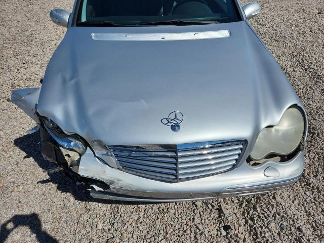 46024166 :رقم المزاد ، WDBRF61J52F248811 vin ، 2002 Mercedes-benz C مزاد بيع