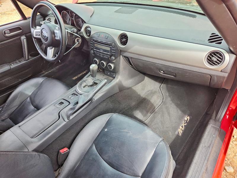 45667186 :رقم المزاد ، JM1NC2PF5B0217632 vin ، 2011 Mazda Mx-5 Miata مزاد بيع