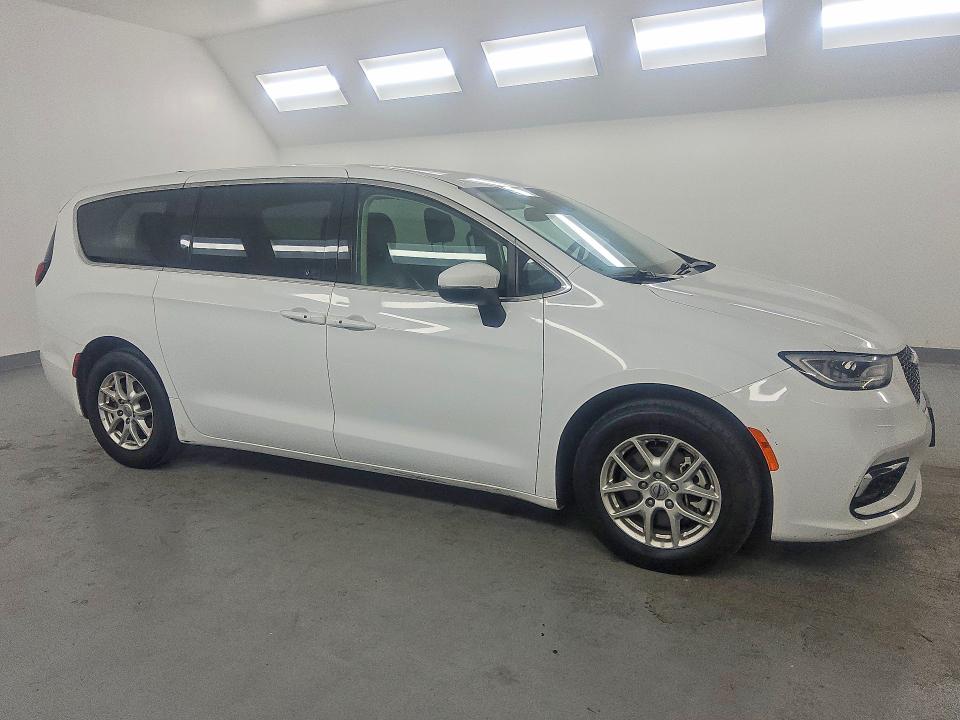 2023 Chrysler Pacifica მანქანა იყიდება აუქციონზე, vin: 2C4RC1BG7PR511008, აუქციონის ნომერი: 46762626