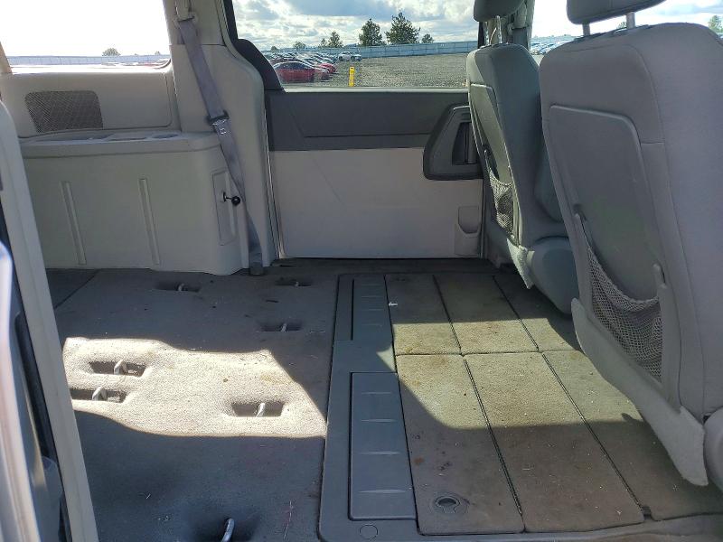 47655466 :رقم المزاد ، 2A4RR4DE2AR108955 vin ، 2010 Chrysler Town & Country مزاد بيع