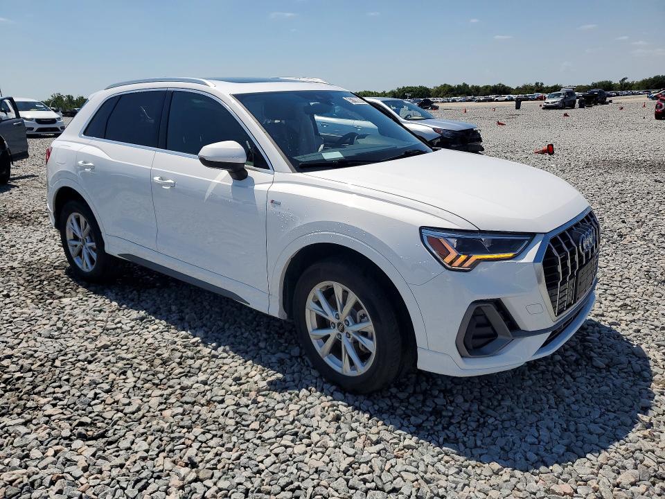 Продажа на аукционе авто 2025 Audi Q3, vin: WA1DECF31S1003213, номер лота: 47709006