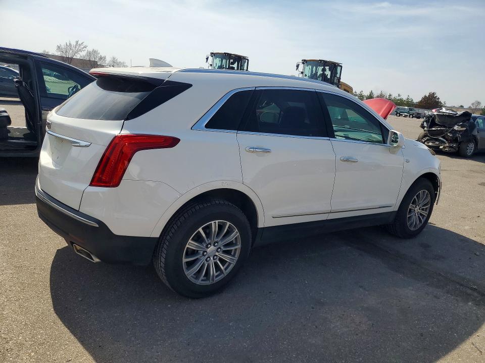 48103956 :رقم المزاد ، 1GYKNDRS9HZ154455 vin ، 2017 Cadillac Xt5 مزاد بيع