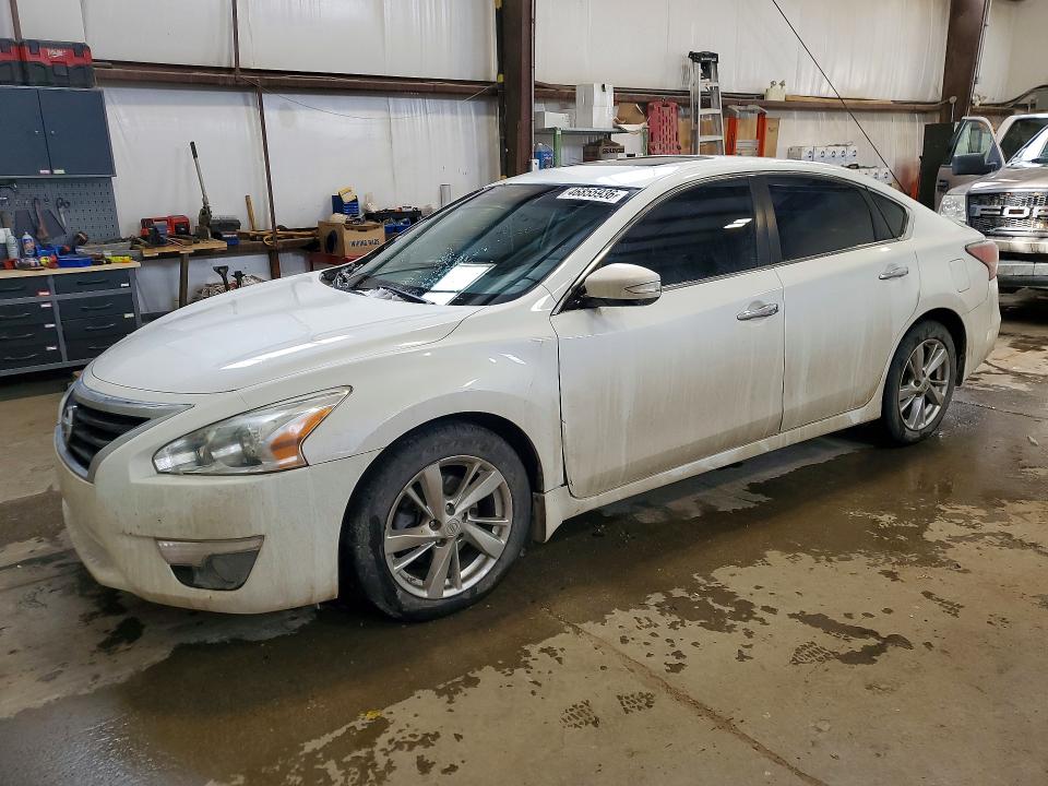 Auction sale of the 2015 Nissan Altima, vin: 1N4AL3AP1FN368911, lot number: 46855936
