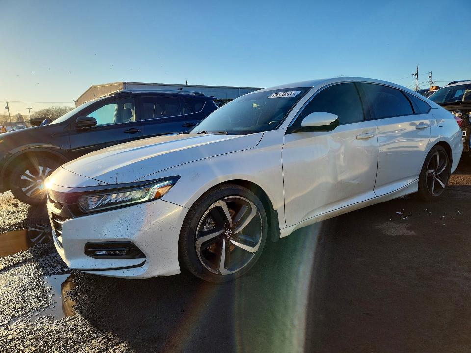 Auction sale of the 2019 Honda Accord, vin: 1HGCV1F30KA162084, lot number: 78733375