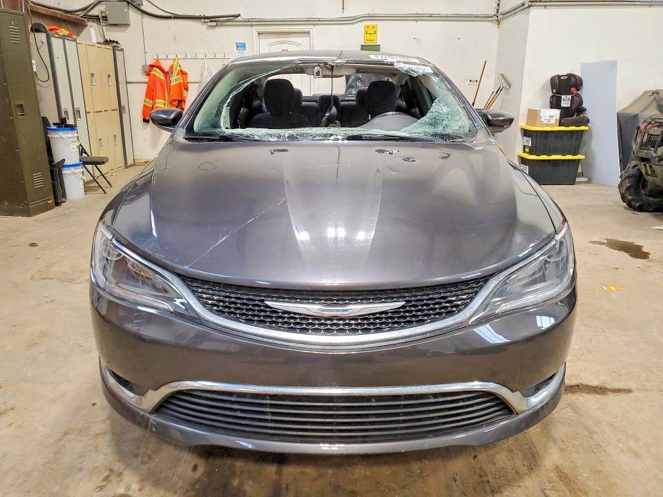 47205186 :رقم المزاد ، 1C3CCCAB3GN140423 vin ، 2016 Chrysler 200 مزاد بيع