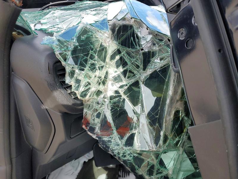 2021 Ford Escape მანქანა იყიდება აუქციონზე, vin: 1FMCU0G67MUB25275, აუქციონის ნომერი: 42071306