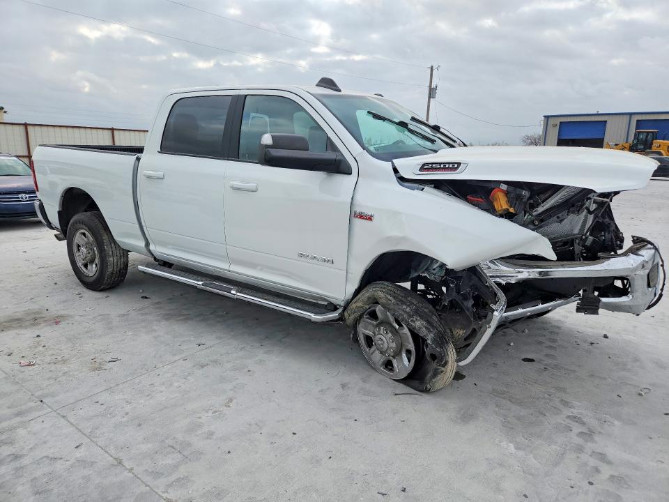 79761555 :رقم المزاد ، 3C6UR5DJ7NG182717 vin ، 2022 Ram 2500 مزاد بيع