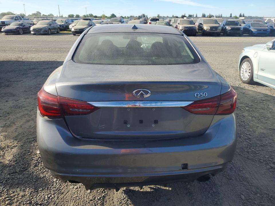 47590036 :رقم المزاد ، JN1EV7APXJM356156 vin ، 2018 Infiniti Q50 مزاد بيع