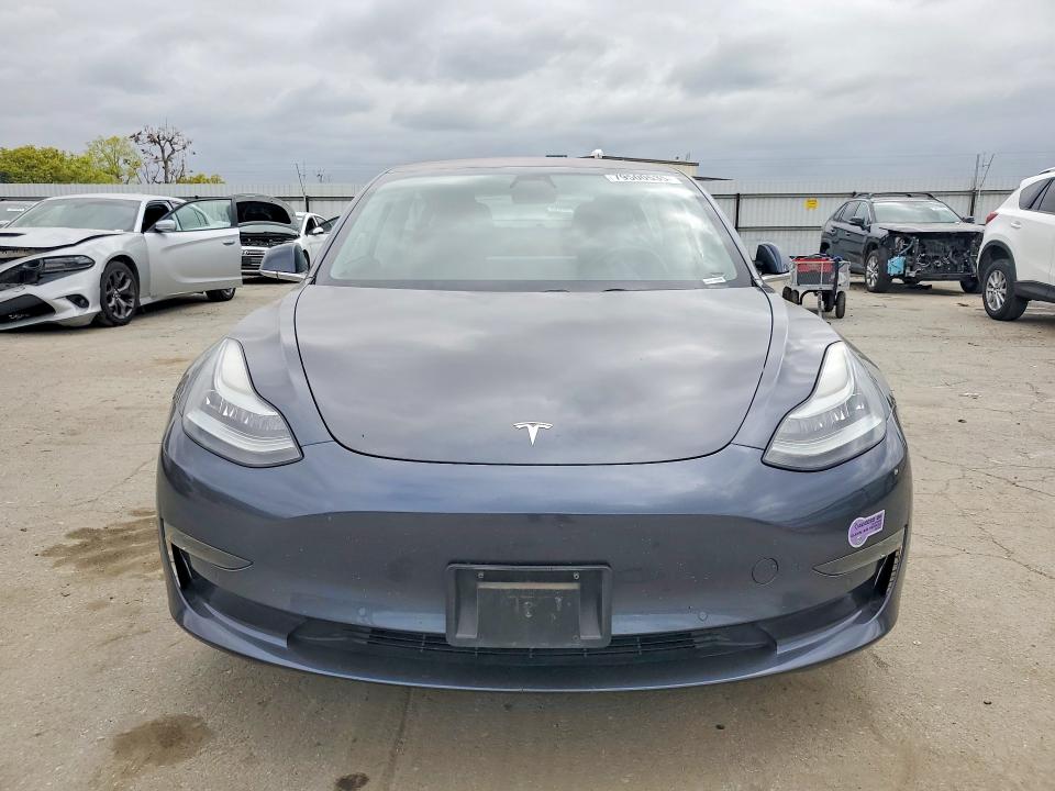 2019 Tesla Model 3 მანქანა იყიდება აუქციონზე, vin: 5YJ3E1EA1KF208365, აუქციონის ნომერი: 79500535