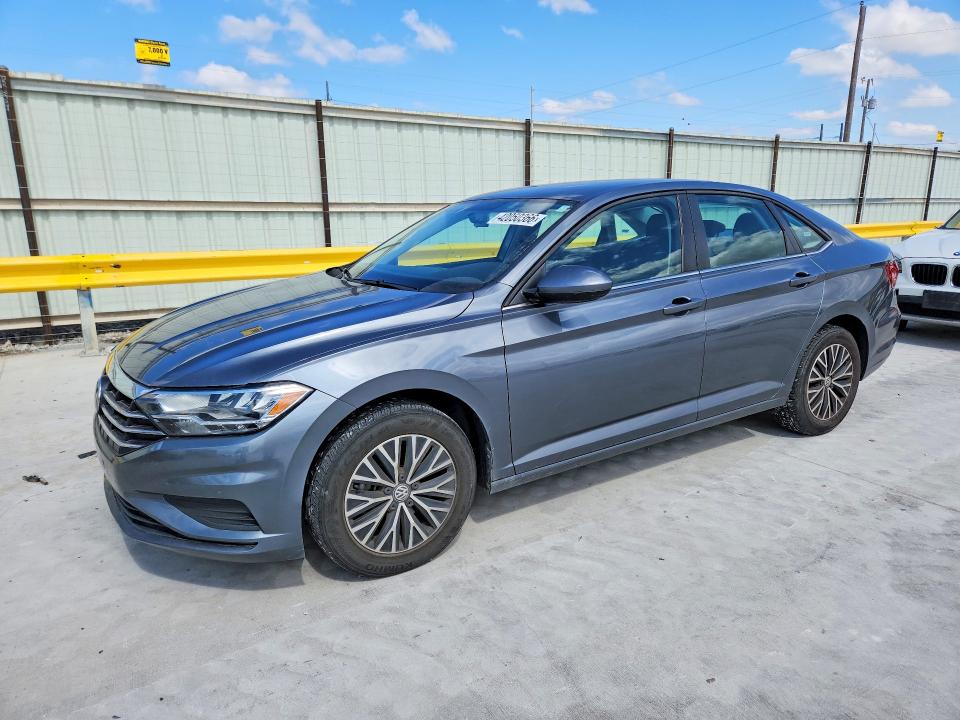 42050366 :رقم المزاد ، 3VWC57BU2MM046758 vin ، 2021 Volkswagen Jetta مزاد بيع