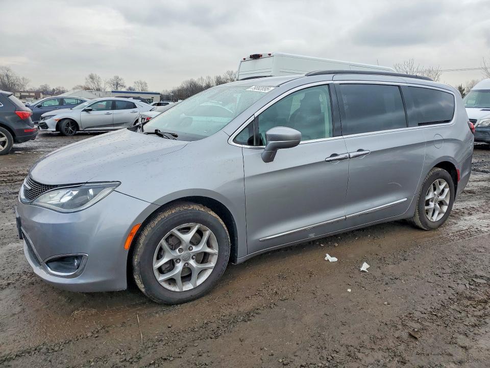 2017 Chrysler Pacifica მანქანა იყიდება აუქციონზე, vin: 2C4RC1BG3HR508107, აუქციონის ნომერი: 79892095