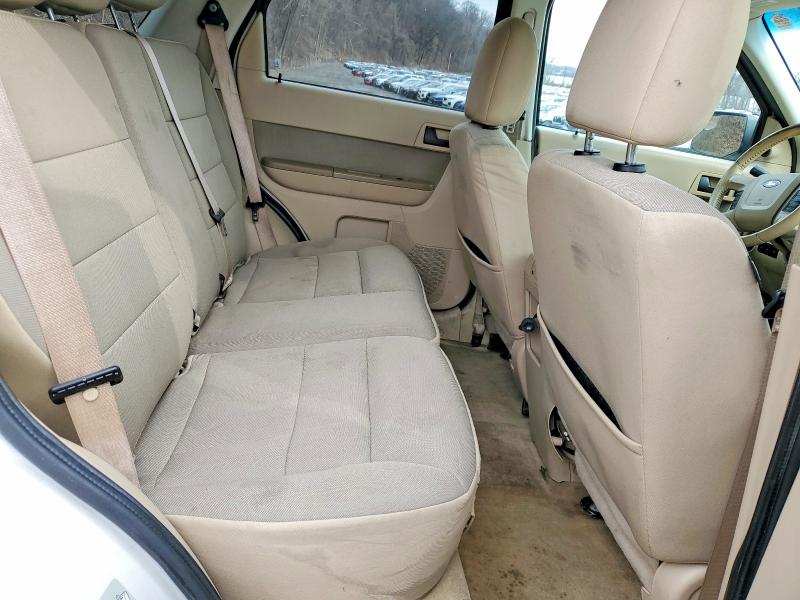 46048486 :رقم المزاد ، 1FMCU9D73CKC22663 vin ، 2012 Ford Escape مزاد بيع