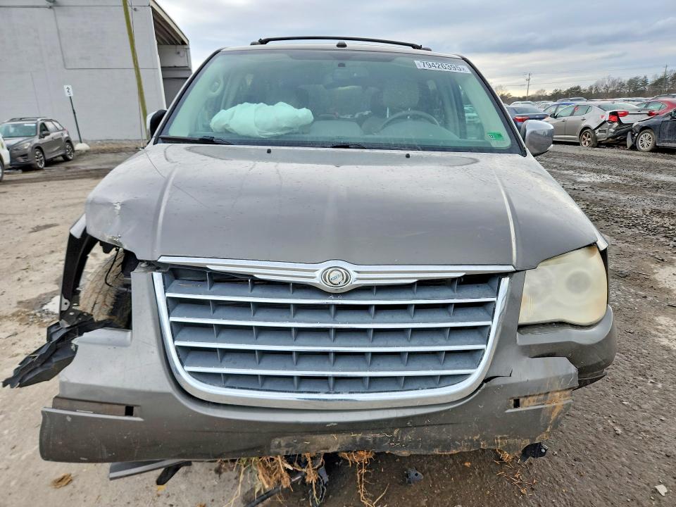 2010 Chrysler Town & Country მანქანა იყიდება აუქციონზე, vin: 2A4RR7DX2AR322296, აუქციონის ნომერი: 79426395