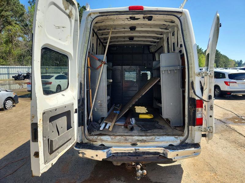 46142306 :رقم المزاد ، 1N6AF0LY2DN110722 vin ، 2013 Nissan Nv مزاد بيع
