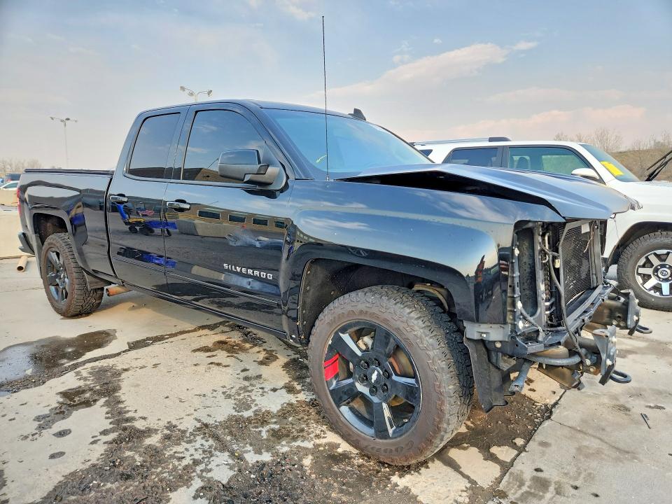 Продажа на аукционе авто 2018 Chevrolet Silverado, vin: 1GCVKREC8JZ245309, номер лота: 79371685