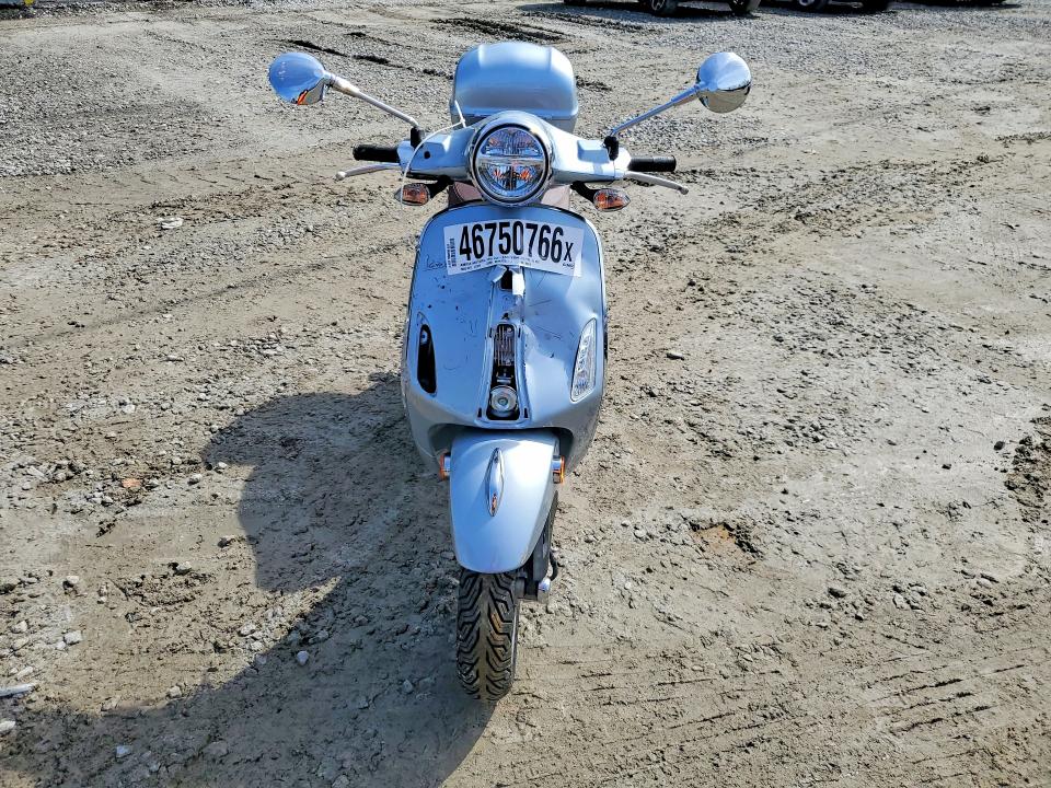 46750766 :رقم المزاد ، ZAPCA06B4N5105619 vin ، 2022 Vespa Primavera مزاد بيع